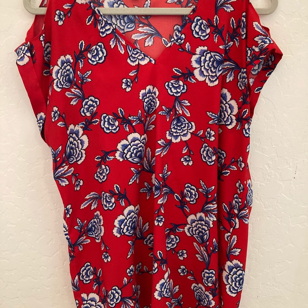 Women’s Express blouse. Super cute with jeans.